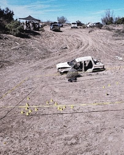 Más de 200 casquillos rodean vehículo usado como blanco en presunto campo de tiro criminal en Miguel Alemán