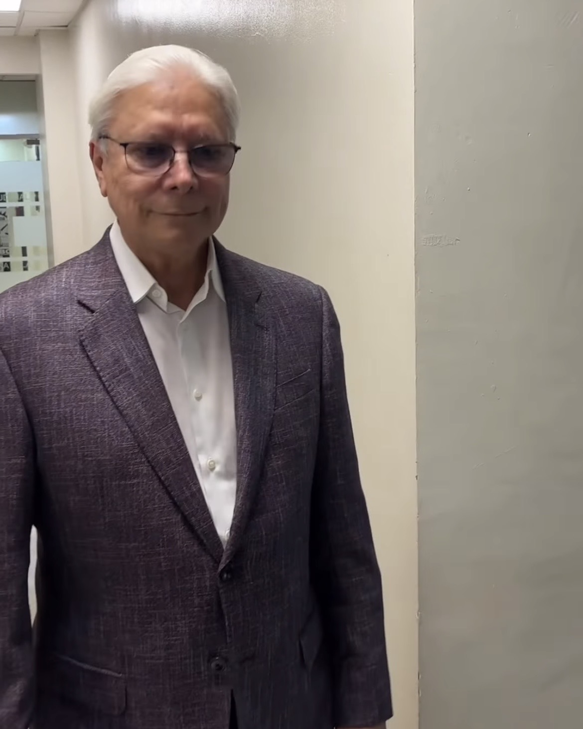 Jaime Bonilla acude a su audiencia 13 en Mexicali por caso de planta fotovoltaica