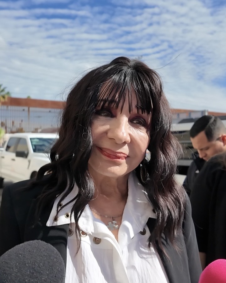 Alcaldesa de Mexicali respalda protesta del 8M, pero anuncia limpieza del monumento al Cocinero Chino