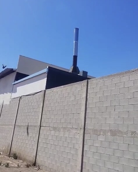 Vecinos de Los Olivos denuncian crematorio de mascotas por malos olores; empleados aseguran operar con permisos