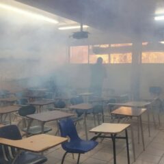 Seis alumnos detenidos tras explosión de presunta bomba molotov en secundaria Técnica 18 en Jardines del Lago