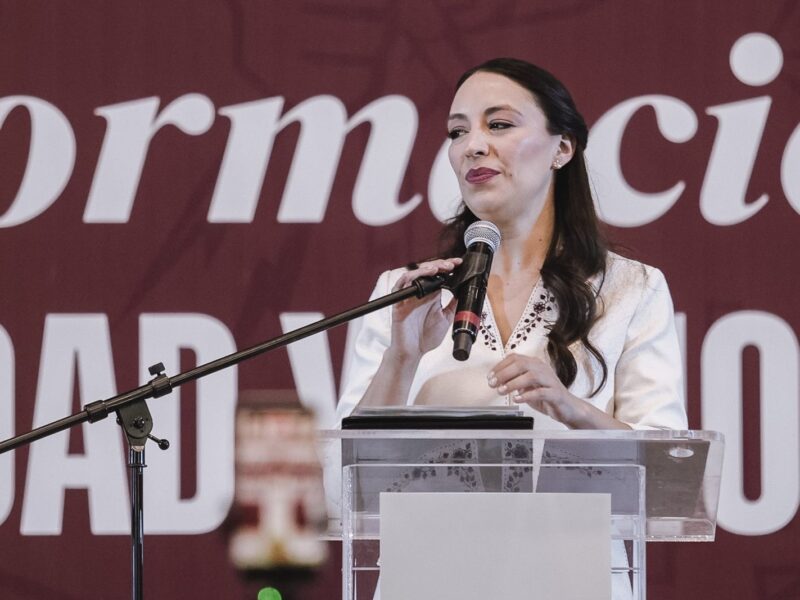 80 iniciativas y movilización de asistentes marcan Segundo Informe de Julieta Ramírez en Mexicali