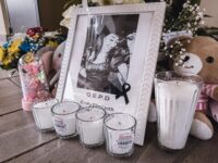 Altar en Facultad de Derecho honra a Emily mientras Semefo confirma muerte por edema pulmonar