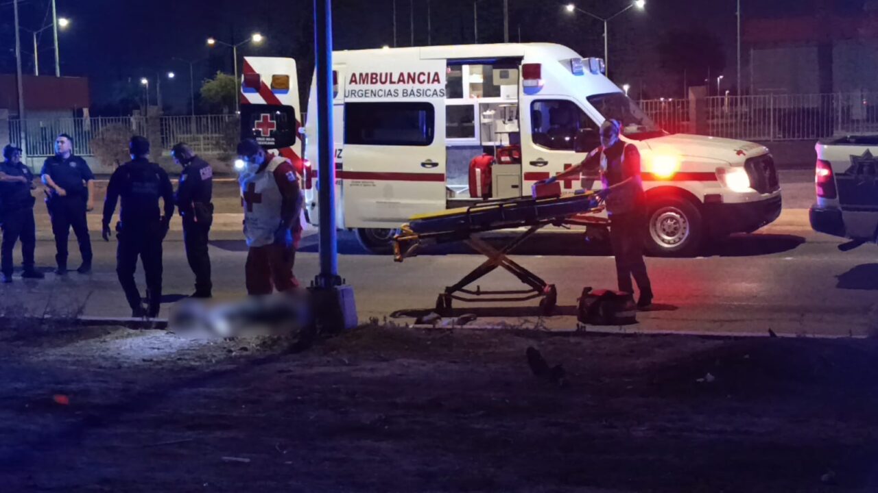 Muere motociclista de 19 años tras derrapar e impactarse en Gómez Morín frente a Autolite