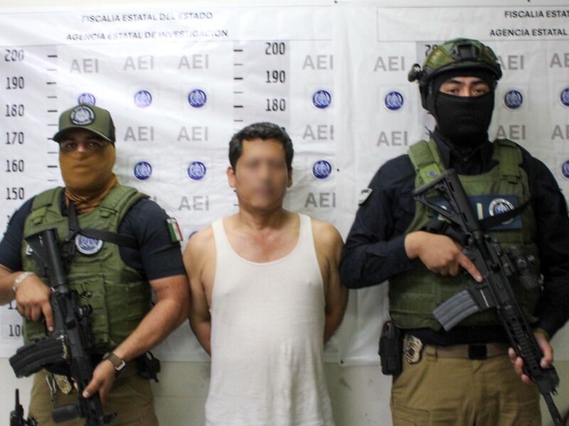 Conductor de Didi detenido por acosar a joven que se lanzó del vehículo en movimiento; es presunto abogado.
