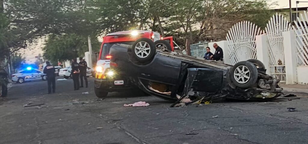 Madre e hija de ocho meses fallecen tras violento choque y volcadura; conductor en estado de ebriedad fue detenido