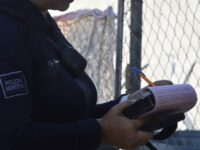 Multas por conducir sin licencia superan las 3 mil multas; buscan ampliar descuento en trámite todo 2026