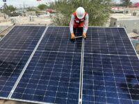 Familias de Mexicali reducen recibos de luz de 1,500 a menos de 400 pesos con paneles solares