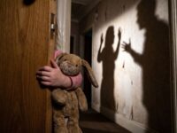 Aumentarán hasta 50% las penas por violencia familiar ejercida en niñas, niños y adolescentes