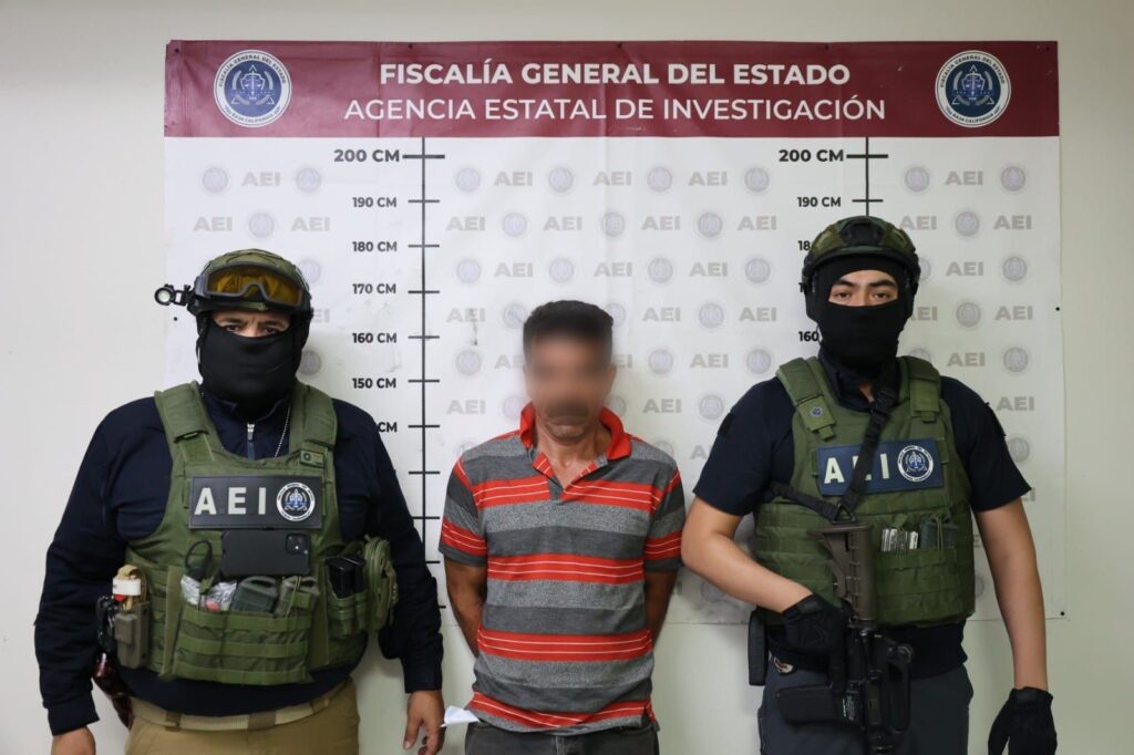 Capturan a presunto responsable de atacar a balazos a policías municipales tras persecución