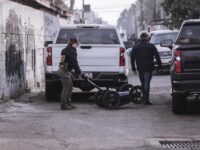 Catean predio cercano al antro Shots por caso de Kevin Moreno, joven desaparecido en Mexicali