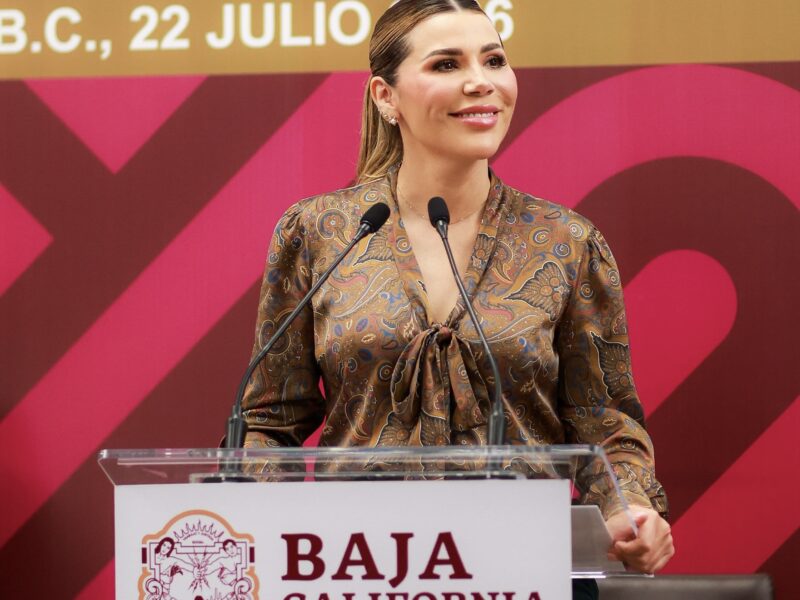 Revelan que Marina del Pilar contrató a exagente del FBI antes de buscar acercamiento con autoridades de EE. UU.