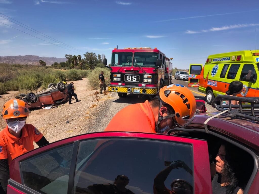 Volcadura en carretera a San Felipe deja siete lesionados; bebé permanece grave tras accidente familiar