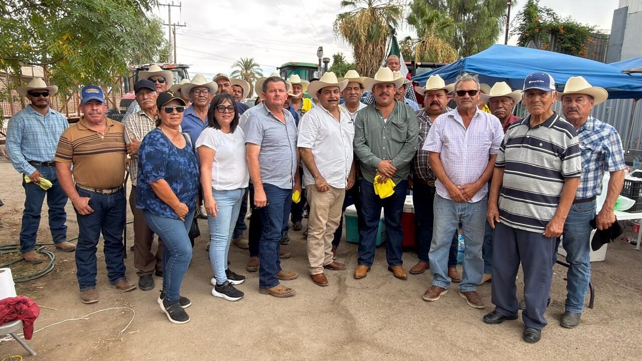 Agricultores bloquean SADER y exigen esclarecer aparente desvío de siete millones de pesos destinados al campo del Valle