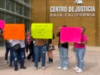Familias de detenidos tras fiesta en Carranza exigen audiencias completas; entre los procesados hay músicos y adultos mayores