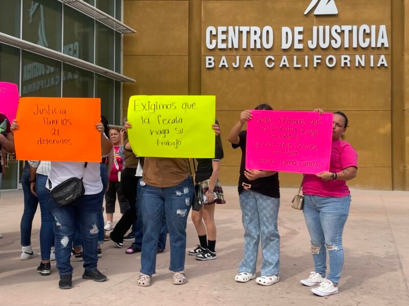 Familias de detenidos tras fiesta en Carranza exigen audiencias completas; entre los procesados hay músicos y adultos mayores