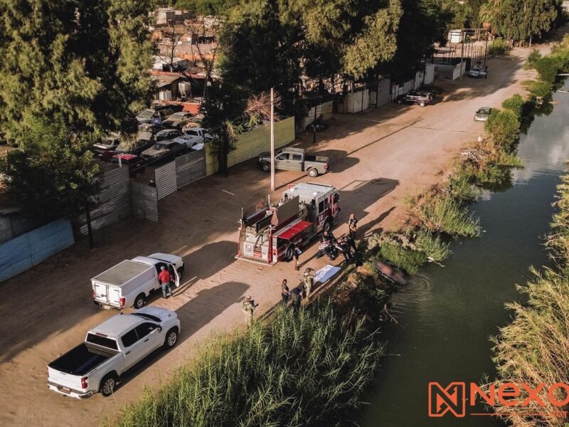 Extraen cuerpo sin vida de un hombre del canal Tulichek en la colonia Lucio Blanco