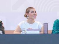 Atribuye Marina del Pilar a un ‘delay’ del sonido los ‘¡Viva!’ pregrabados durante el Grito