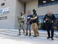 “El Cebollero” habría encadenado a dos víctimas antes de incendiarlas; testimonio revelado por Nexos Noticias anticipó la investigación por homicidio
