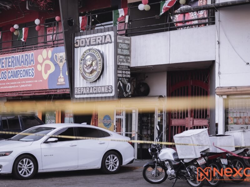 Asesinan a joyero Juan Vladimir dentro de plaza comercial en Casa Magna; agresores huyeron tras ataque a plena luz del día