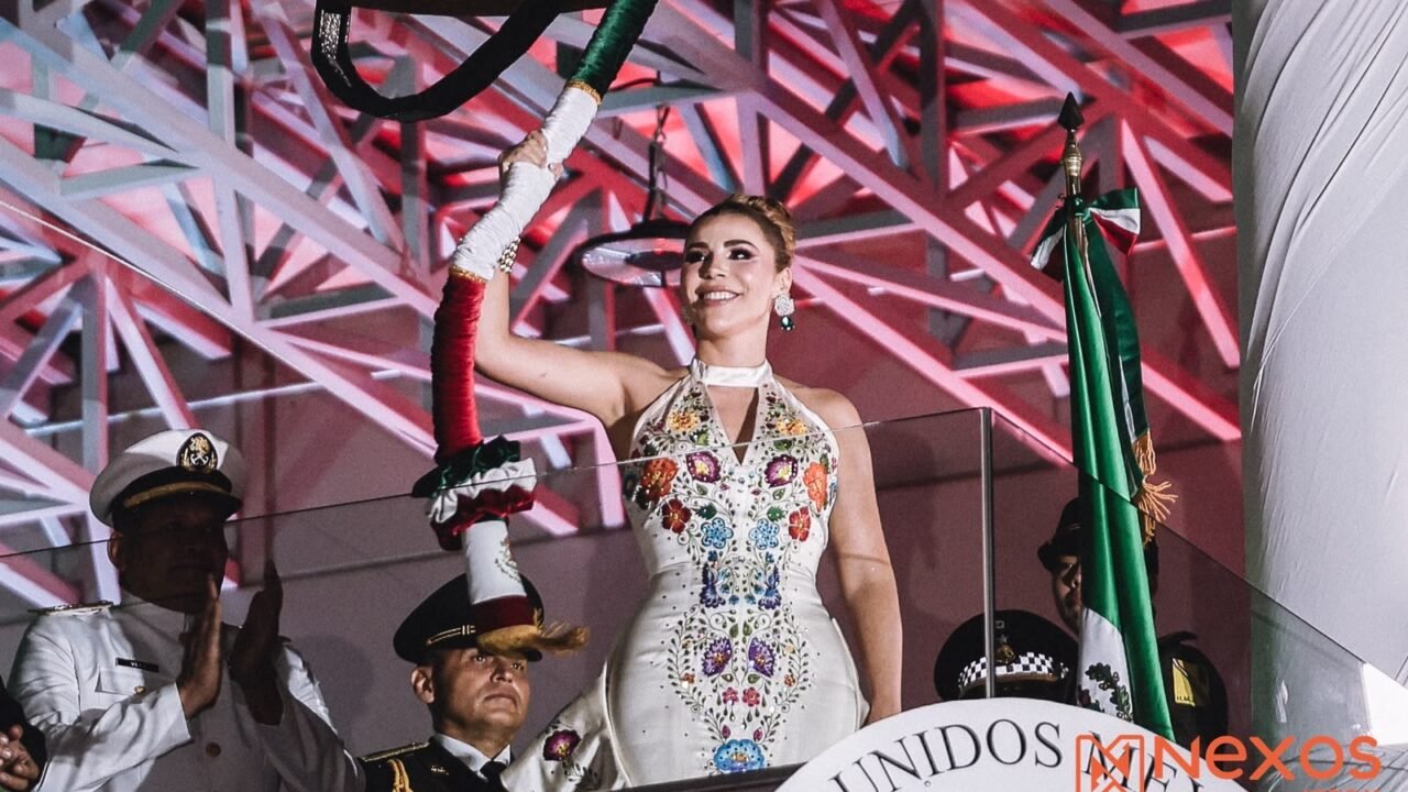 Audios pregrabados acompañaron los vivas de Marina del Pilar durante su último Grito de Independencia en Mexicali