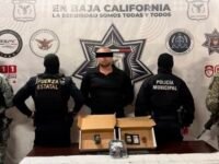 Detienen en Tecate a ruso buscado por Interpol que fingía ser agente de la CIA y portaba una granada