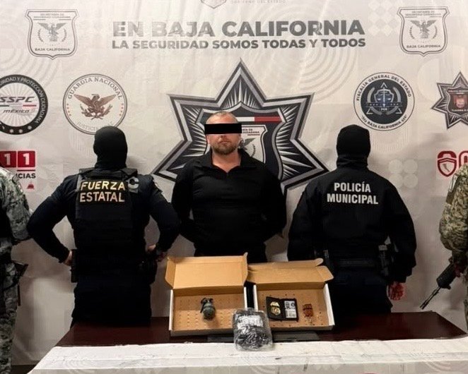 Detienen en Tecate a ruso buscado por Interpol que fingía ser agente de la CIA y portaba una granada