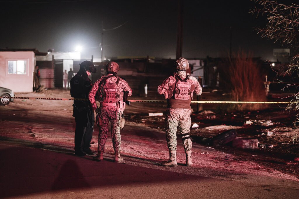 Muere bebé de dos meses tras volcadura en el Valle de Mexicali; otros menores resultaron lesionados