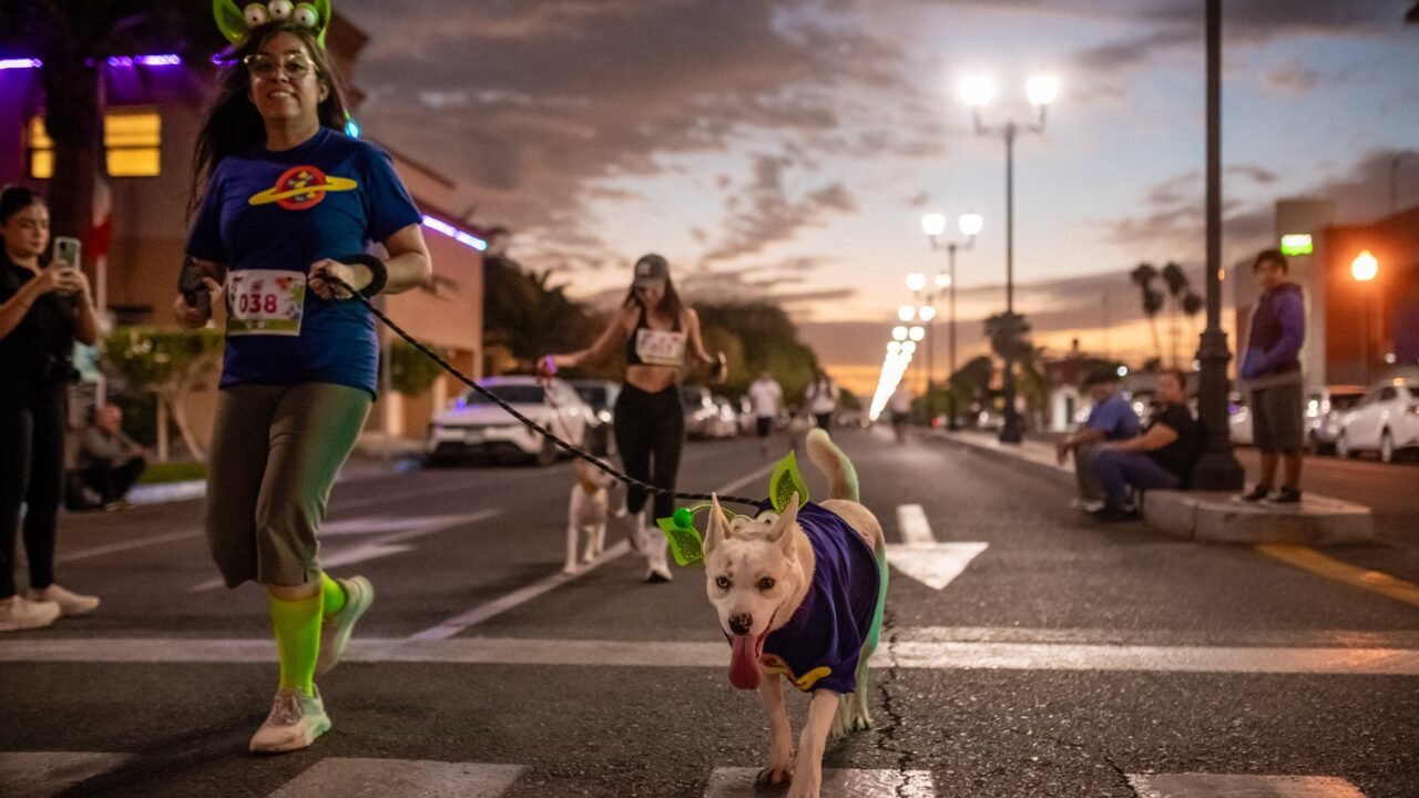 “Corriendo con Mily” reúne 402 kilos de alimento para animales afectados por Rachel en Ensenada