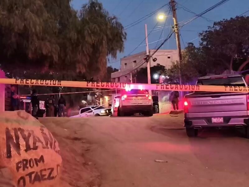 Ataque armado en Tecate deja una agente de la FESC y un civil muertos; otro policía resulta lesionado