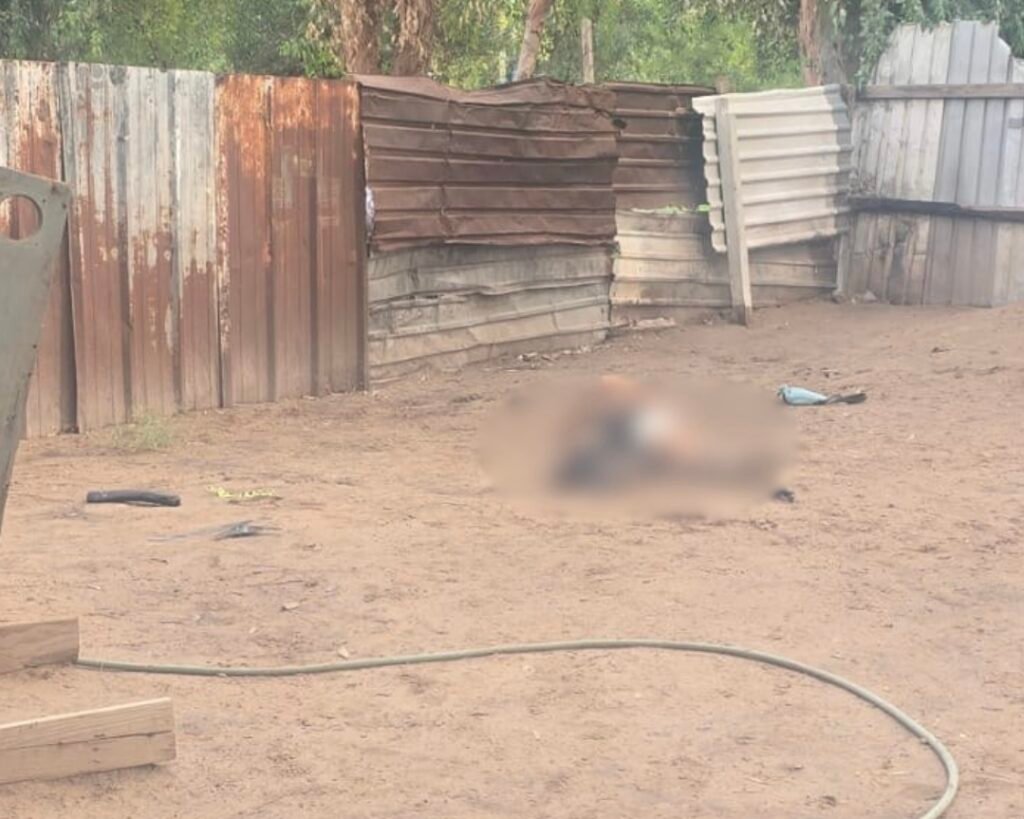 Muere hombre abatido por policías municipales; agresor se abalanzó con machete en contra de su hermano y policías