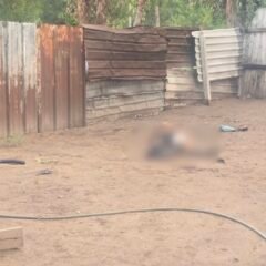 Muere hombre abatido por policías municipales; agresor se abalanzó con machete en contra de su hermano y policías