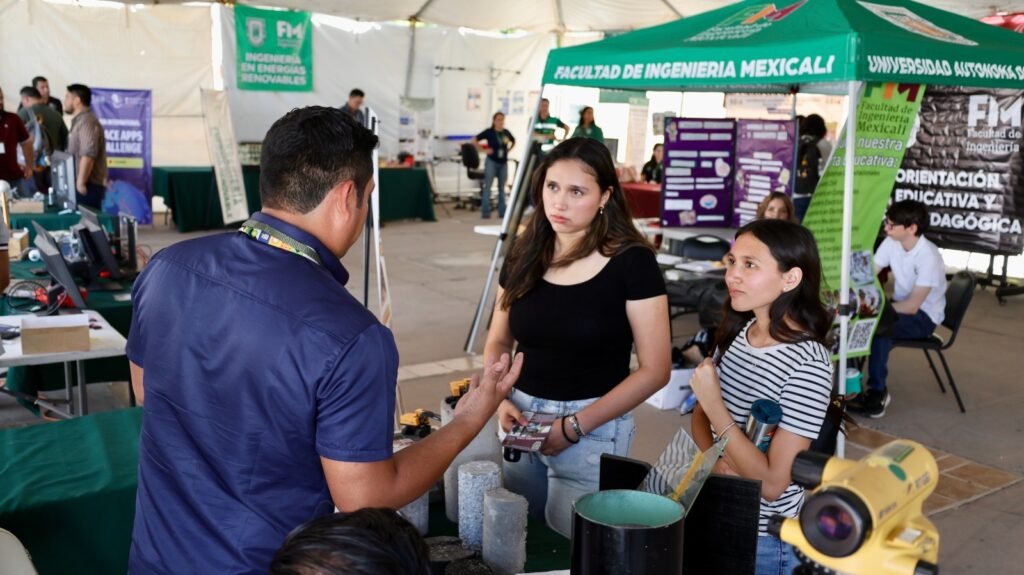 Expo Profesiones UABC busca despertar vocaciones y ayudar a jóvenes a elegir su futuro