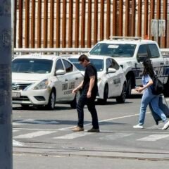 Persiste operación irregular de taxis en la Garita Centro; acusan omisión de autoridades